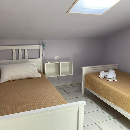 Отель Casa Daniela Торре-делле-Стелле Экстерьер фото